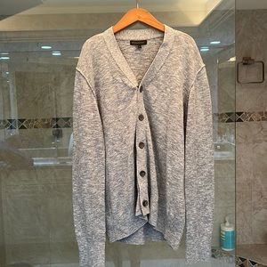 Banana republic gray sweater, button-down size L 100% cotton excellent condition